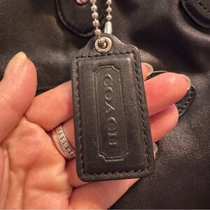 🤍 2.50" Coach Black Smooth Leather Hang Tag Bag Fob Charm Keychain,Vintage 90’s